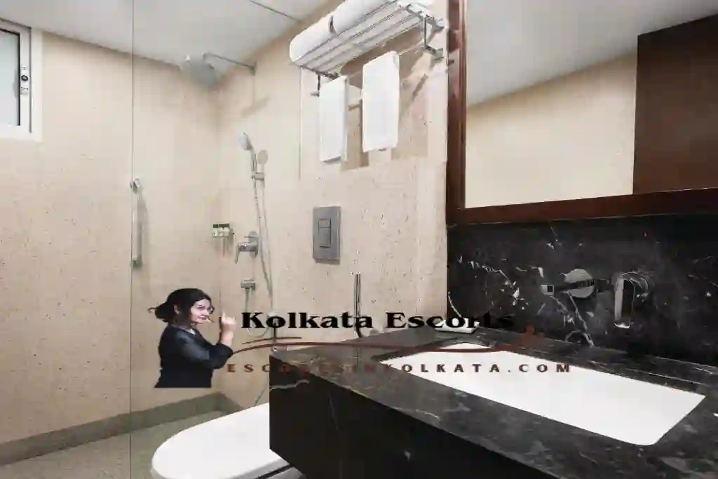 Images of a Working Lady