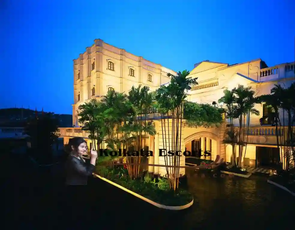 Hotel Oberoi Grand Kolkata