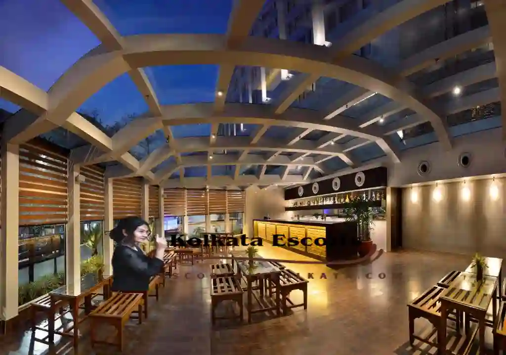 Hotel Oberoi Grand Kolkata