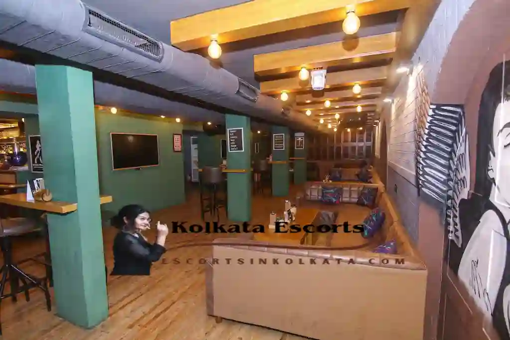 Escorts in The Lytton Kolkata