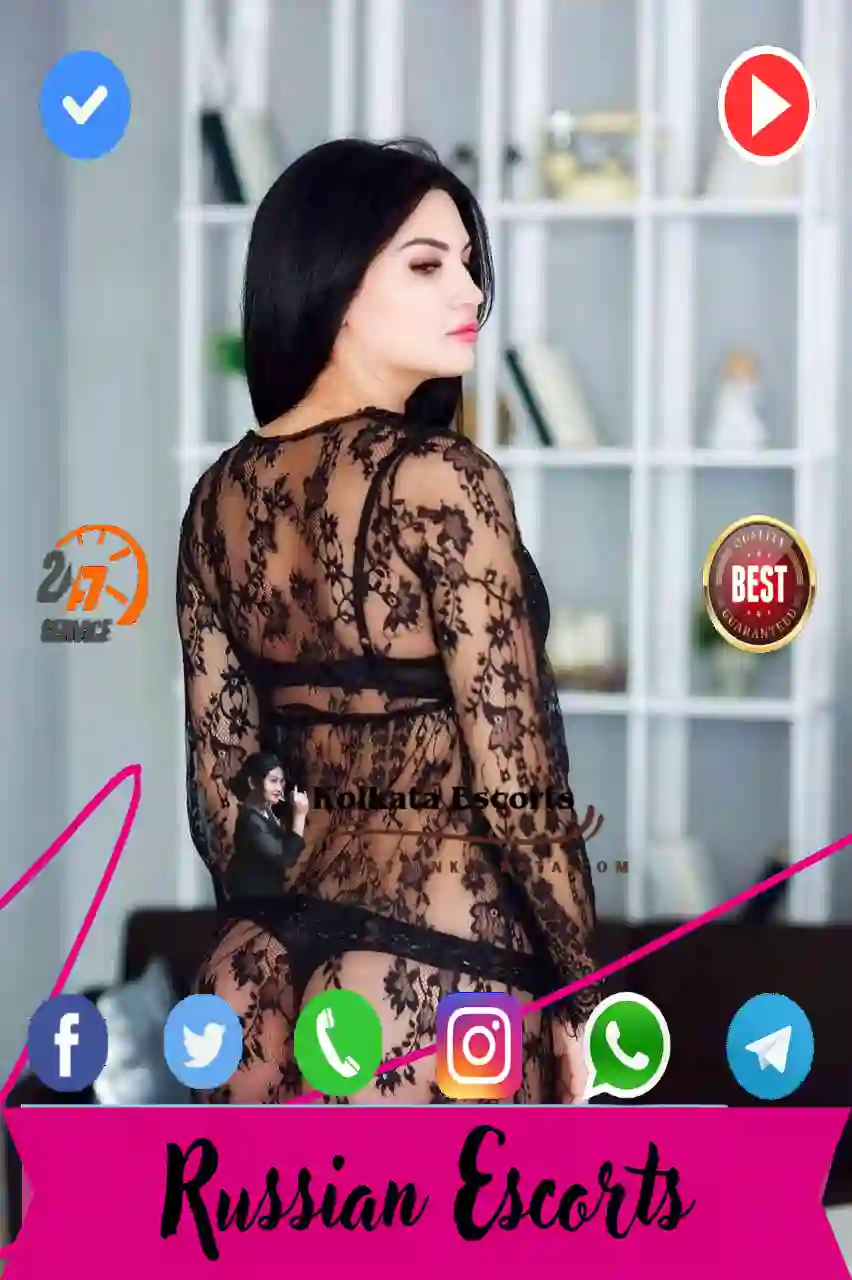 Independent girls in Chowringhee