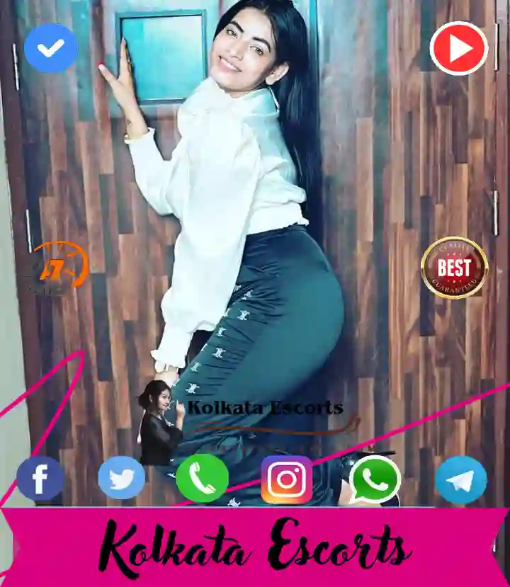 Independent girls in Rabindra Sarobar