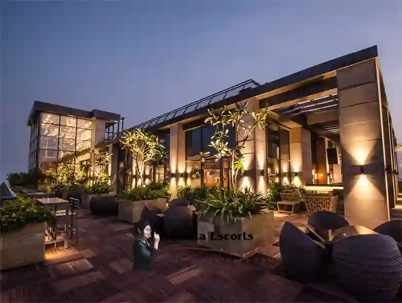 Escorts in AltAir Boutique Hotel