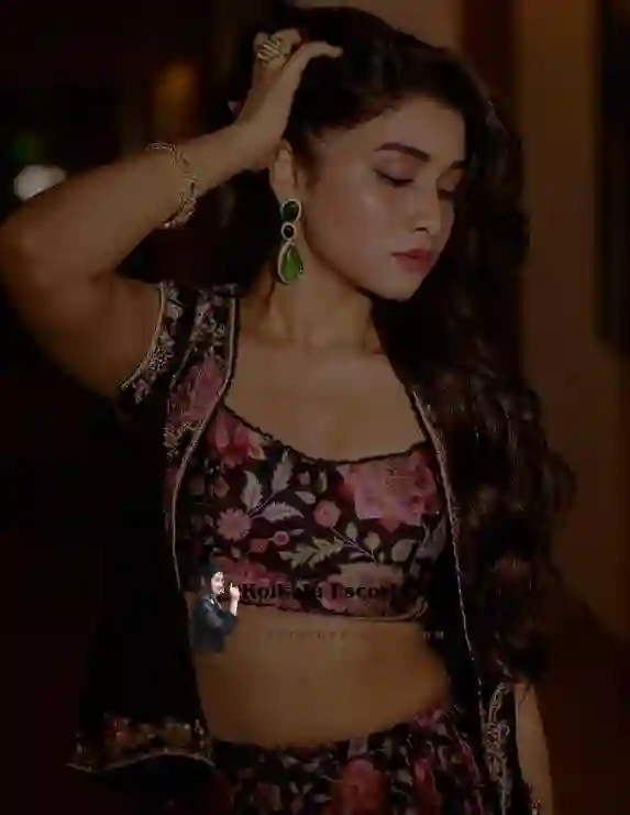 Pakistani Escort Profile Uzma