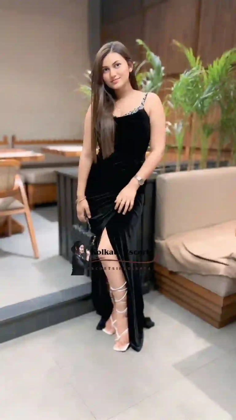 Teenager Escort Girl Ayushi